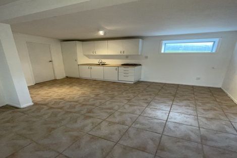 Photo of property in 2 Glenmore Road, Sunnyhills, Auckland, 2010