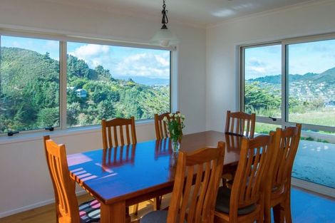 Photo of property in 173 Parkvale Road, Karori, Wellington, 6012