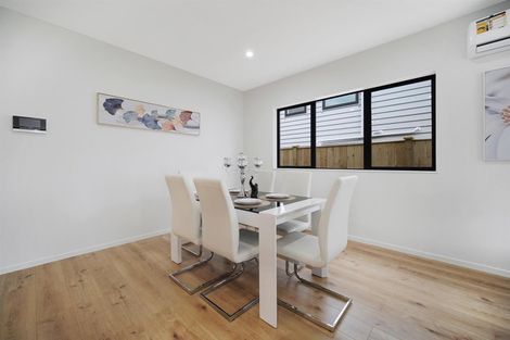 Photo of property in 61 Drumbuoy Drive, Flat Bush, Auckland, 2019