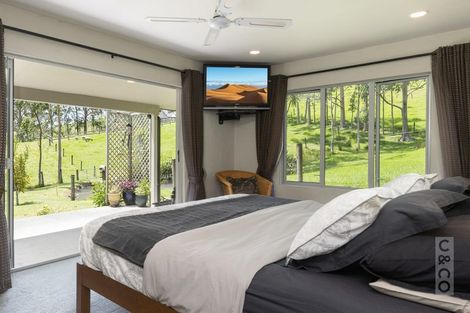 Photo of property in 589 Inland Road, Helensville, 0875