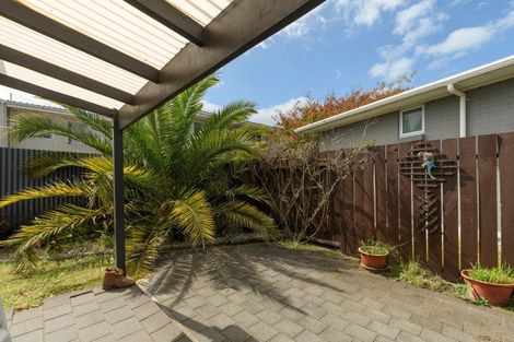Photo of property in 46b Miro Street, New Lynn, Auckland, 0600