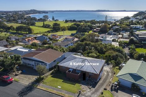 Photo of property in 8 Kathy Terrace, Stanmore Bay, Whangaparaoa, 0932