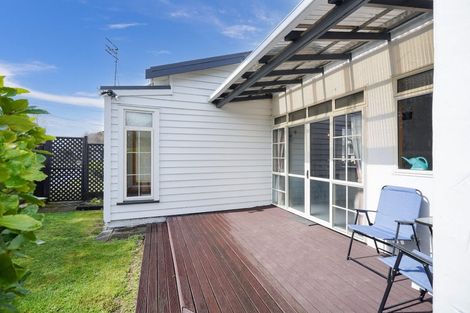 Photo of property in 102 Ross Street, Grasmere, Invercargill, 9810