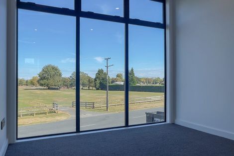 Photo of property in 19 Ruge Court, Cambridge, 3434