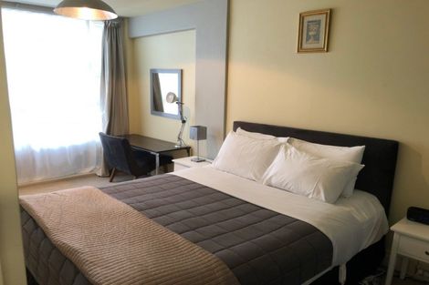 Photo of property in St Pauls Apartments, 98/43u Mulgrave Street, Thorndon, Wellington, 6011