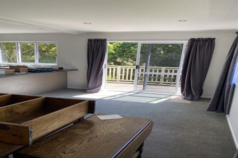 Photo of property in 18 Ngatitoa Street, Tawa, Wellington, 5028