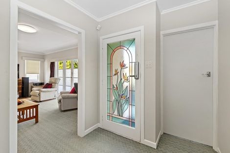 Photo of property in 6 Marlene Avenue, Te Atatu South, Auckland, 0610