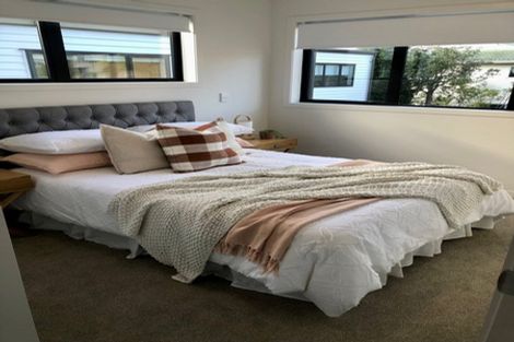 Photo of property in 4/35 Garadice Road, Rothesay Bay, Auckland, 0630