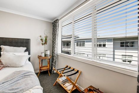 Photo of property in 85 Parkside Drive, Orewa, 0931