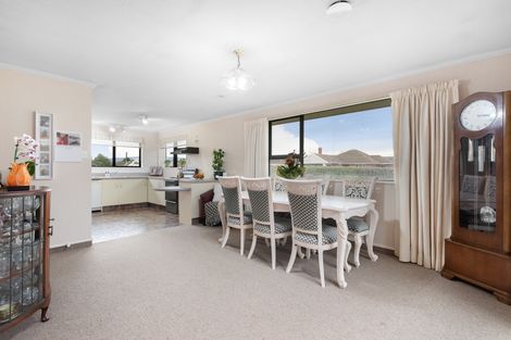 Photo of property in 53 Bush Road, Mosgiel, 9024