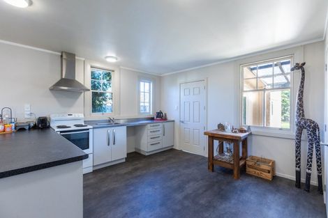 Photo of property in 7 Eric Street, Norsewood, 4974