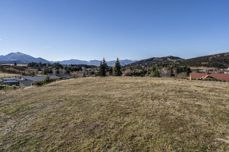 Photo of property in 10 Mataraki Place, Wanaka, 9305