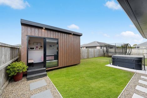 Photo of property in 37 Ruru Street, Cambridge, 3434