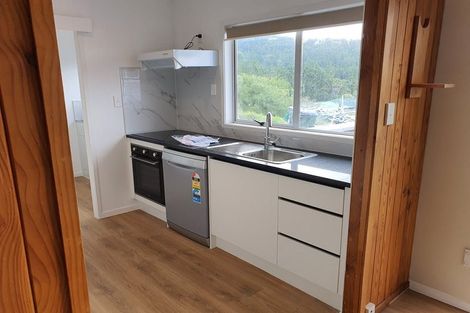 Photo of property in 65 Konini Road, Titirangi, Auckland, 0604