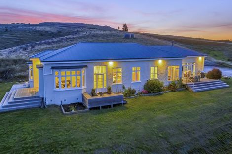 Photo of property in 67 Macraes Road, Waynes, Palmerston, 9483