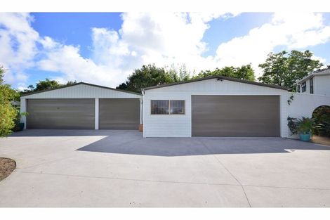 Photo of property in 275a Rimmer Road, Helensville, 0875