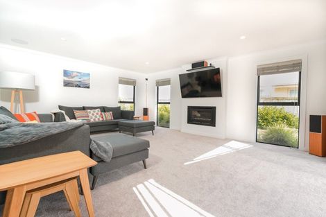 Photo of property in 25 Andrews Street, Foxton Beach, Foxton, 4815
