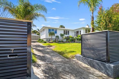 Photo of property in 7 Glenfield Place, Brookfield, Tauranga, 3110