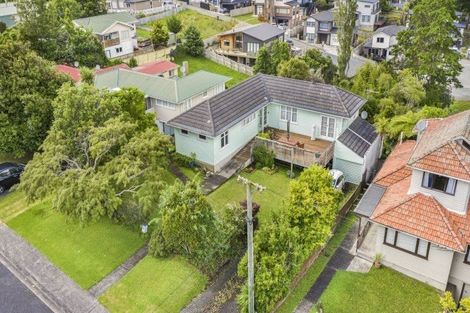 Photo of property in 16 Routley Drive, Glen Eden, Auckland, 0602
