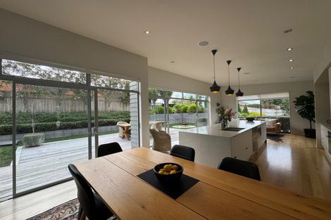 Photo of property in 121 Butcher Road, Pukekohe, 2120