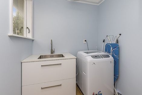 Photo of property in 61 Bell Street, Tawa, Wellington, 5028
