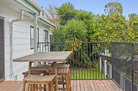 Photo of property in 97 Waitaha Road, Welcome Bay, Tauranga, 3112