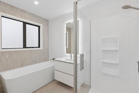 Photo of property in 6 Lake Mckay Drive, Luggate, 9382
