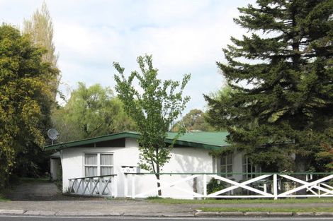 Photo of property in 99a Kawaha Point Road, Kawaha Point, Rotorua, 3010