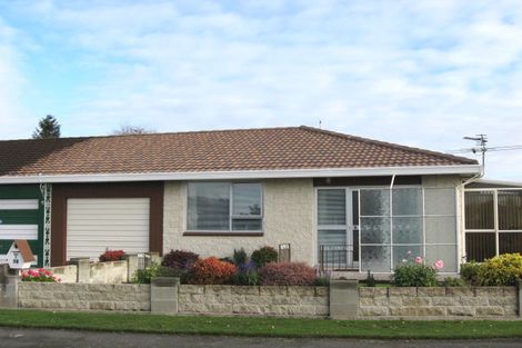 Photo of property in 1/10 Nyoli Street, Northcote, Christchurch, 8052