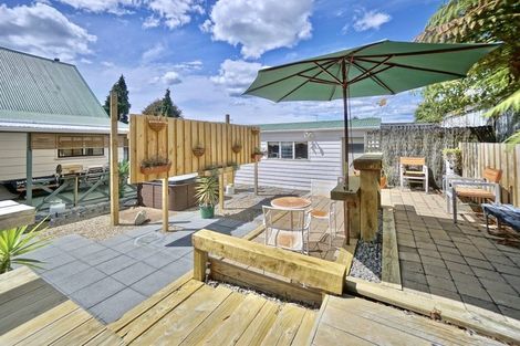 Photo of property in 46 Lee Street, Te Puke, 3119