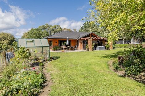 Photo of property in 99 Te Whanga Road, Levin, 5572