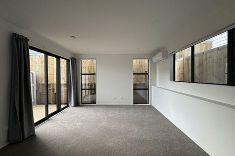 Photo of property in 16 Elegant Lane, Ranui, 0612