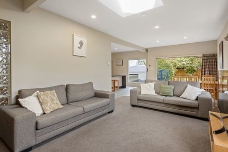 Photo of property in 16 Riverview Street, Beckenham, Christchurch, 8023