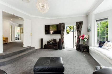 Photo of property in 49 Millstream Drive, Henderson, Auckland, 0610