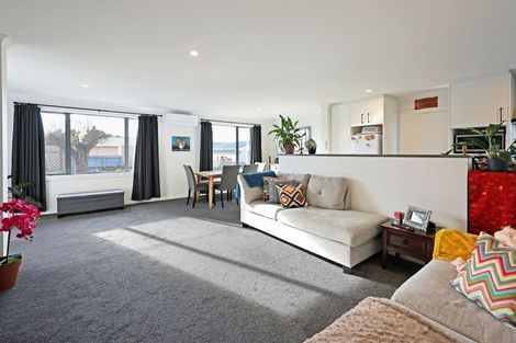 Photo of property in 10 Balmoral Street, Oamaru North, Oamaru, 9400