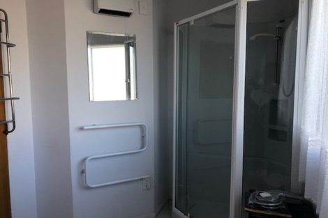 Photo of property in 124 Main Road, Waikanae, 5036