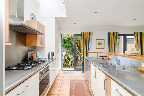 Photo of property in 56 Hawkesbury Avenue, St Albans, Christchurch, 8014