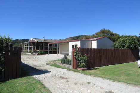 Photo of property in 1 Racecourse Road, Reefton, 7830