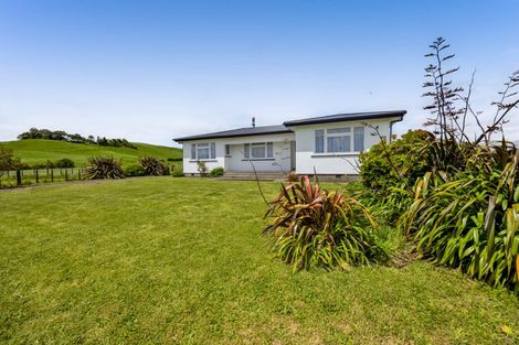 Photo of property in 1138 Junction Road, Egmont Village, Inglewood, 4386