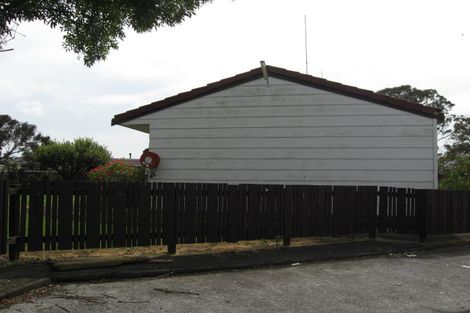 Photo of property in 1 Kenton Lane, Mangere, Auckland, 2022