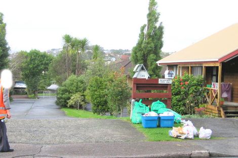 Photo of property in 109 Rosario Crescent, Red Beach, 0932