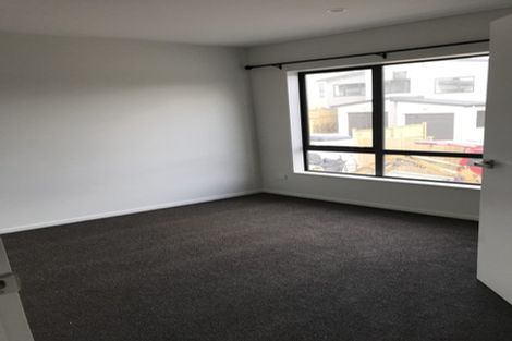 Photo of property in 1 Sophie Lane, Henderson, Auckland, 0612