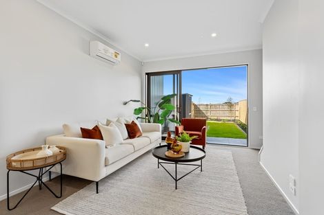 Photo of property in 88 Symes Drive, Red Beach, 0932