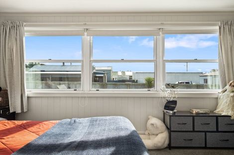 Photo of property in 18 Tiverton Street, Palmerston, 9430