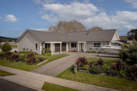 Photo of property in 5 Lady Jocelyn Place, Whitianga, 3510