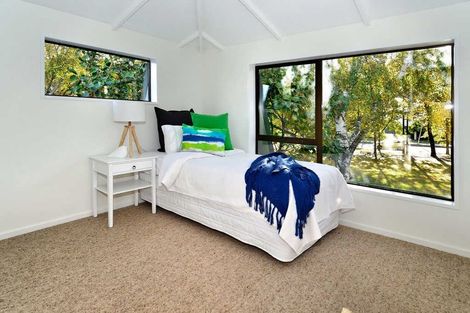 Photo of property in 10 Rembrandt Place, Burnside, Christchurch, 8053