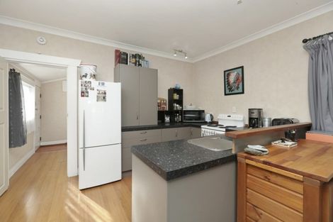 Photo of property in 46 Blake Street, Waitara, 4320