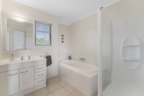 Photo of property in 54 Hawai Street, Two Mile Bay, Taupo, 3330