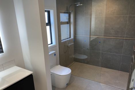 Photo of property in 14 Annie Aranui Drive, Poraiti, 4182