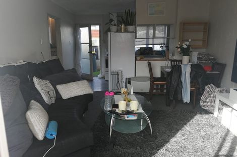Photo of property in 2/60 Clayburn Road, Glen Eden, Auckland, 0602